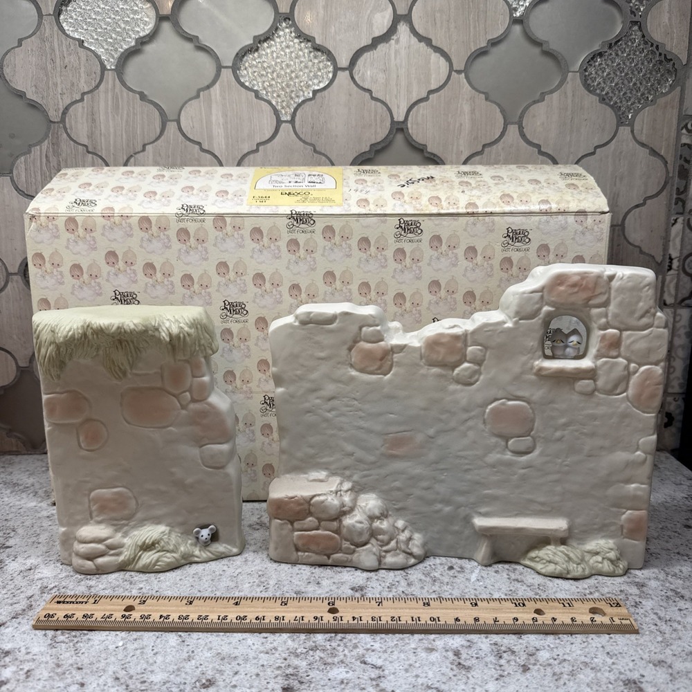 Precious Moments Nativity Two Section Wall Set E-5644 w/Box Vintage 1981